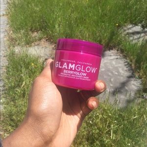 GlamGlow BerryGlow Probiotic Recovery Mask